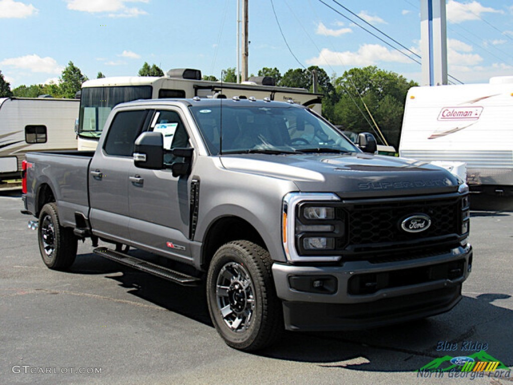Carbonized Gray Metallic 2023 Ford F250 Super Duty Lariat Crew Cab 4x4 Exterior Photo #146591357