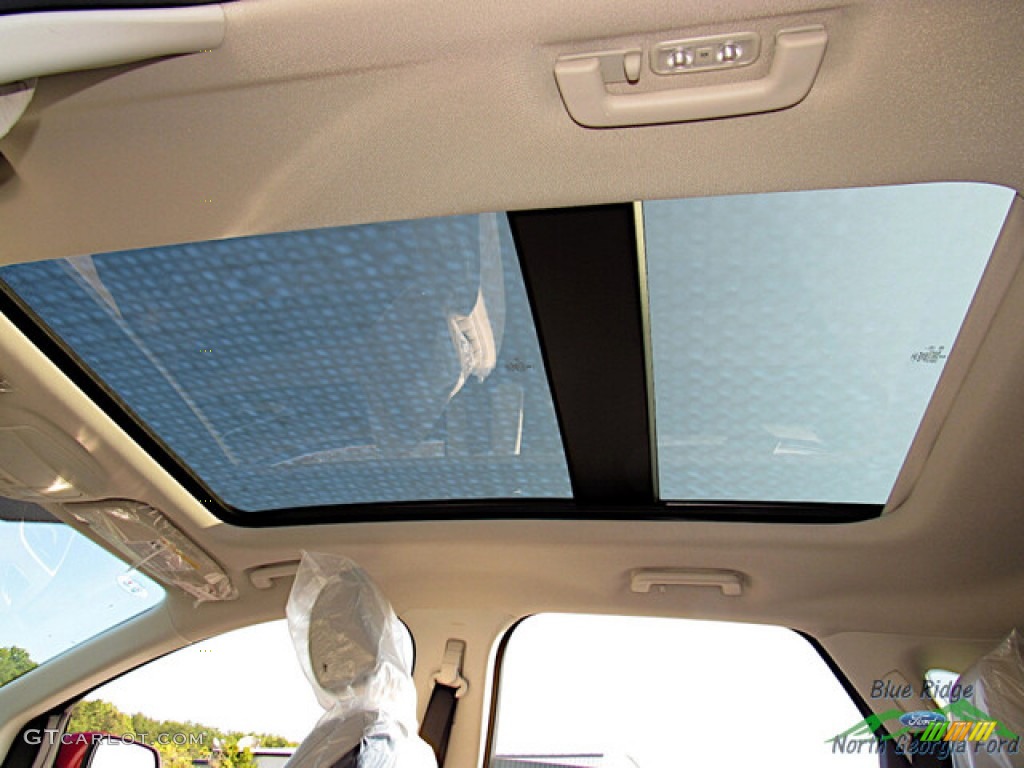 2024 Ford Edge Titanium AWD Sunroof Photo #146592371