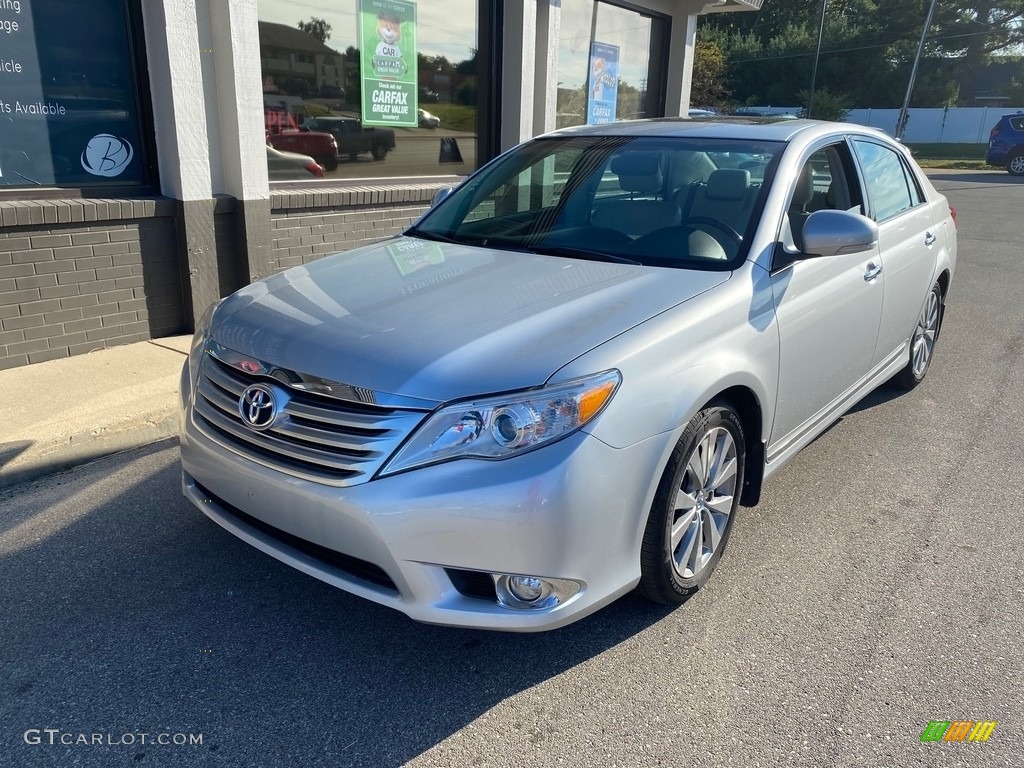 2011 Avalon Limited - Classic Silver Metallic / Light Gray photo #2