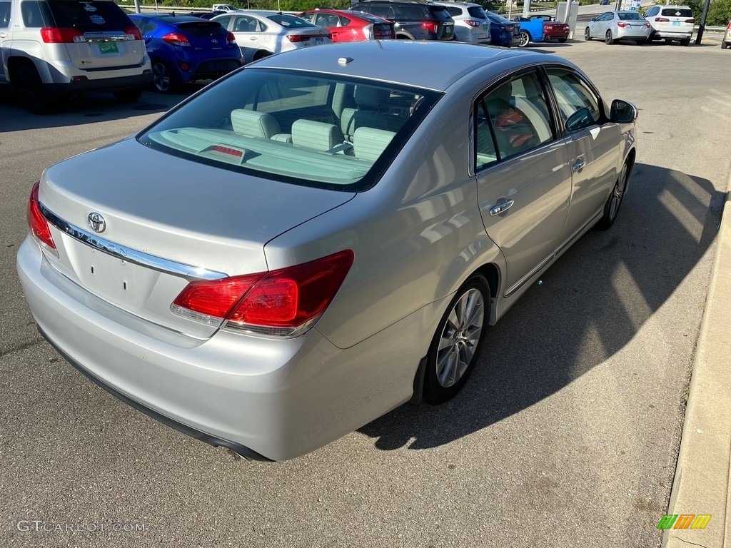 2011 Avalon Limited - Classic Silver Metallic / Light Gray photo #3