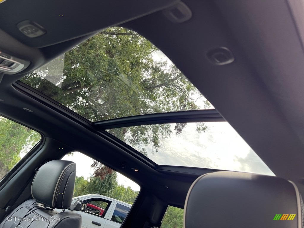 2024 Ram 1500 Limited Night Edition Crew Cab 4x4 Sunroof Photos