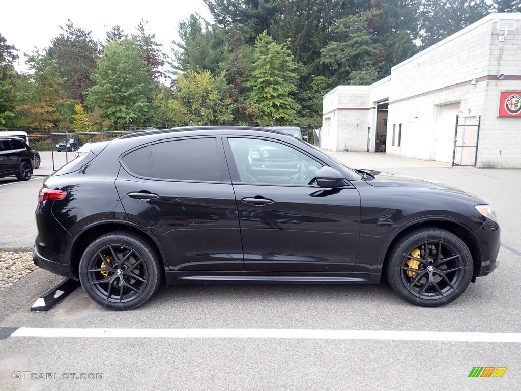 2020 Stelvio TI AWD - Vulcano Black Metallic / Black photo #4