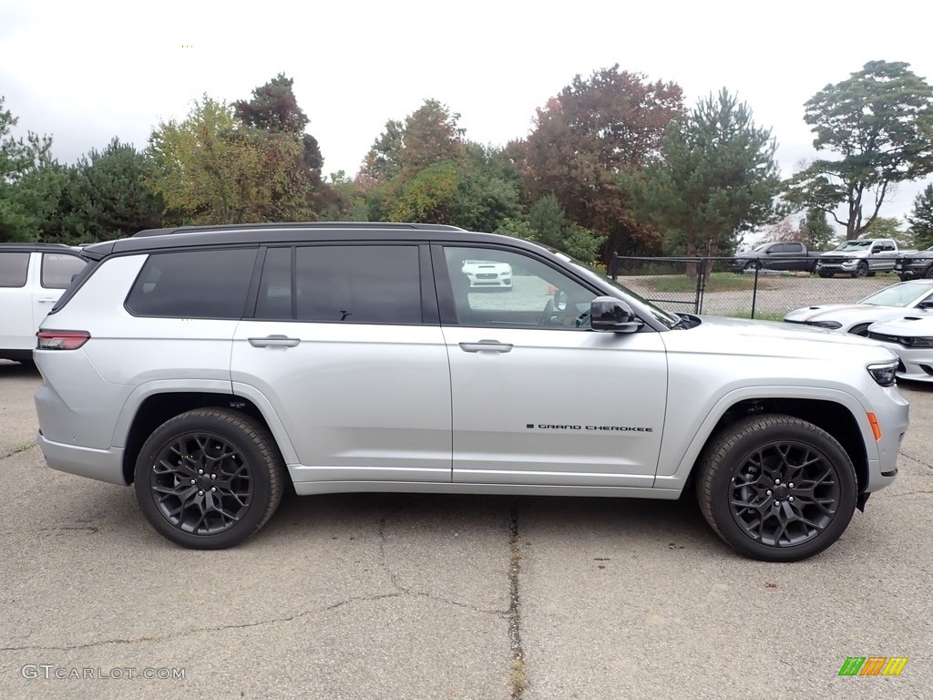 Silver Zynith 2023 Jeep Grand Cherokee L Summit Reserve 4WD Exterior Photo #146595236