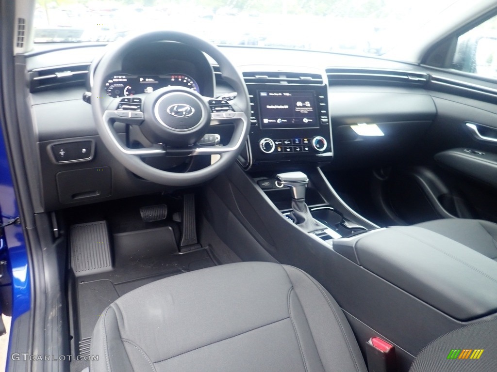 2024 Tucson SE AWD - Intense Blue / Black photo #13