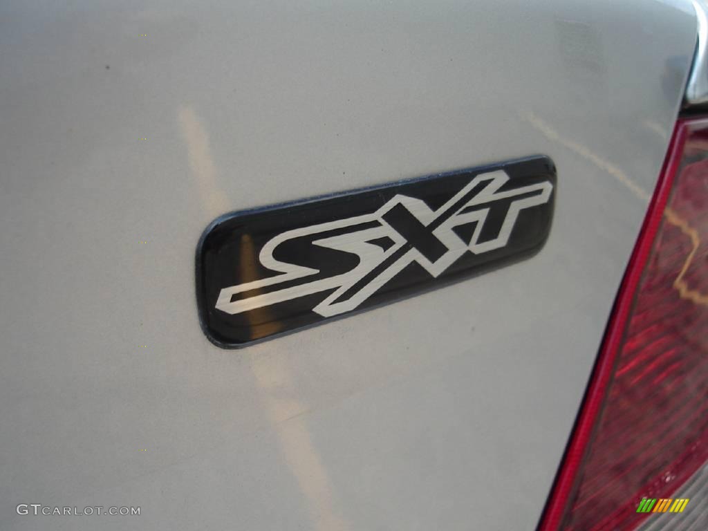 2006 Stratus SXT Sedan - Bright Silver Metallic / Dark Slate Grey photo #12