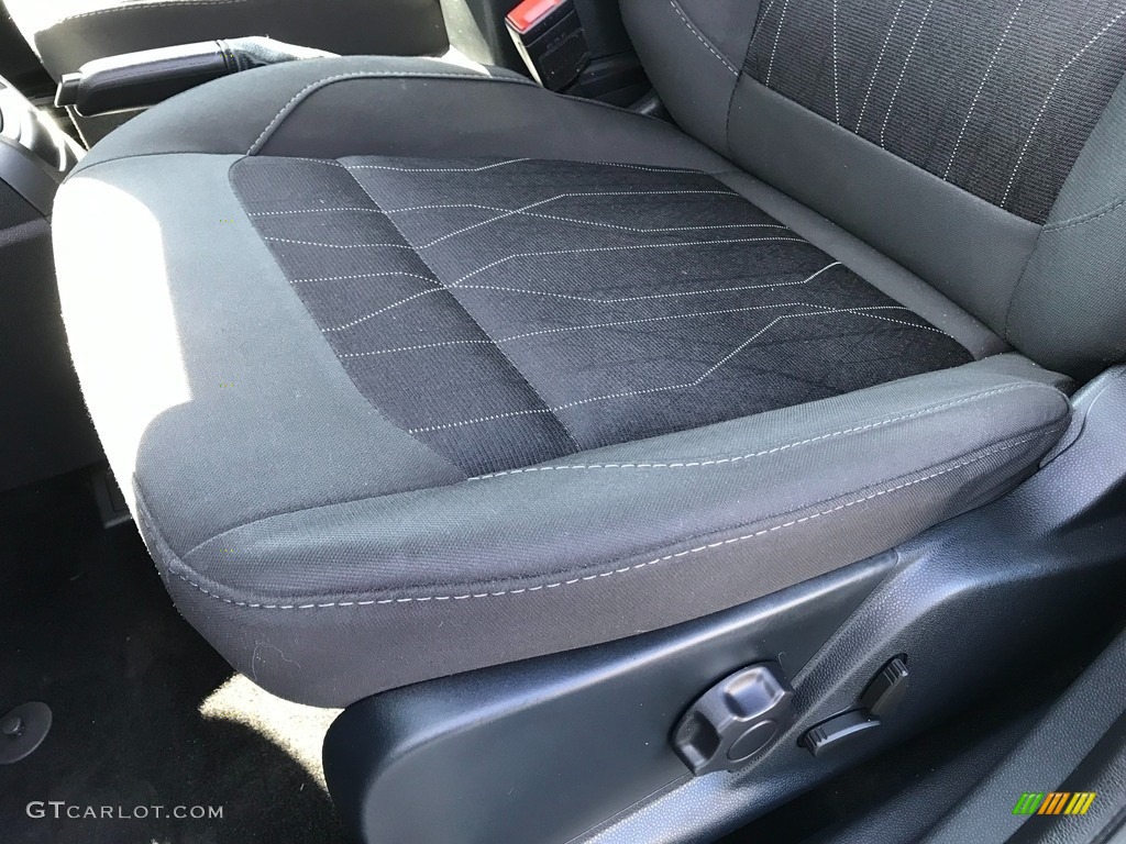 2020 Ford EcoSport SE Front Seat Photo #146595712
