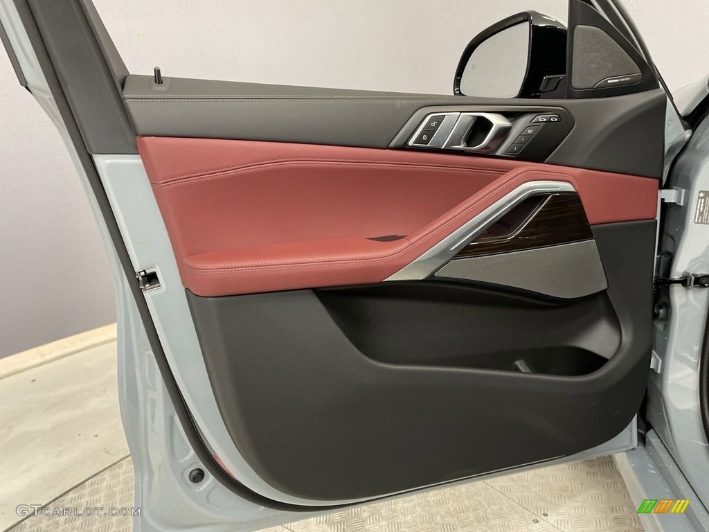 2024 BMW X6 xDrive40i Tacora Red/Black Door Panel Photo #146597630