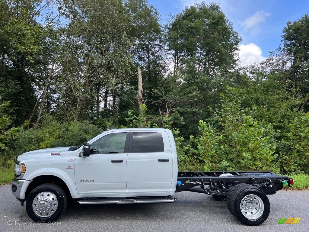 Bright White 2024 Ram 4500 SLT Crew Cab 4x4 Chassis Exterior Photo #146598381