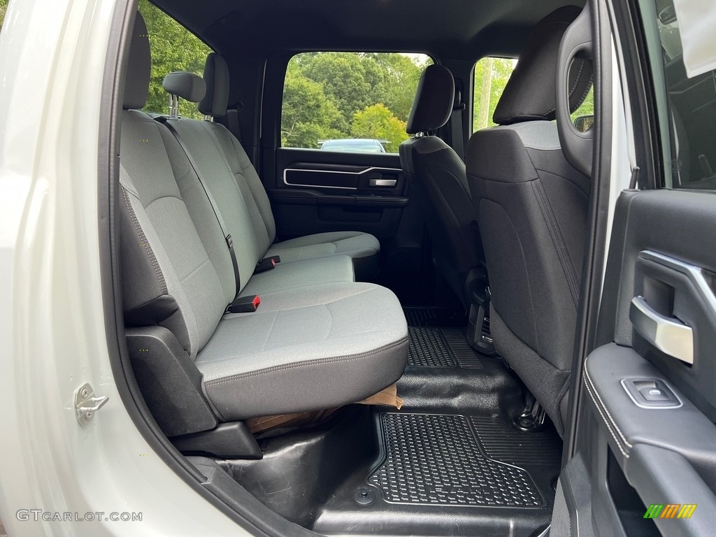 2024 Ram 4500 SLT Crew Cab 4x4 Chassis Rear Seat Photos