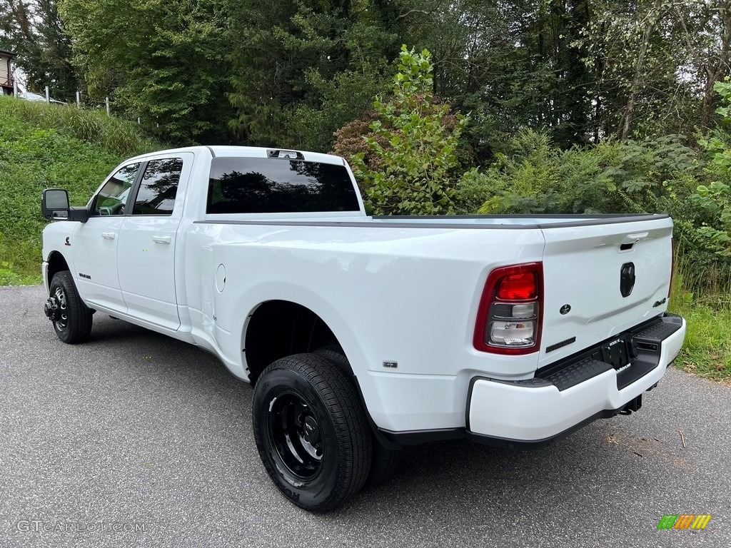 2024 3500 Big Horn Night Edition Crew Cab 4x4 - Bright White / Black photo #9