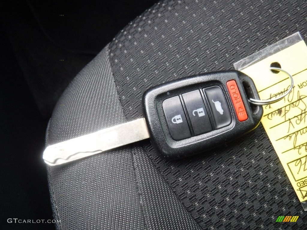 2022 Honda HR-V Sport AWD Keys Photos