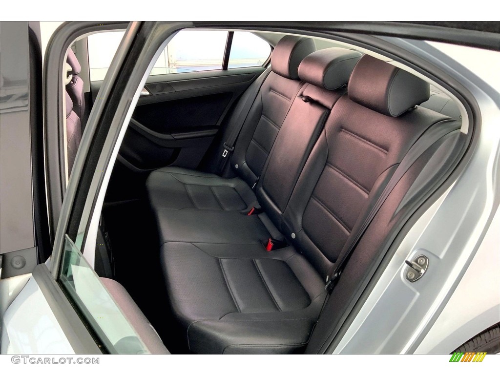 2012 Volkswagen Jetta SE Sedan Rear Seat Photos