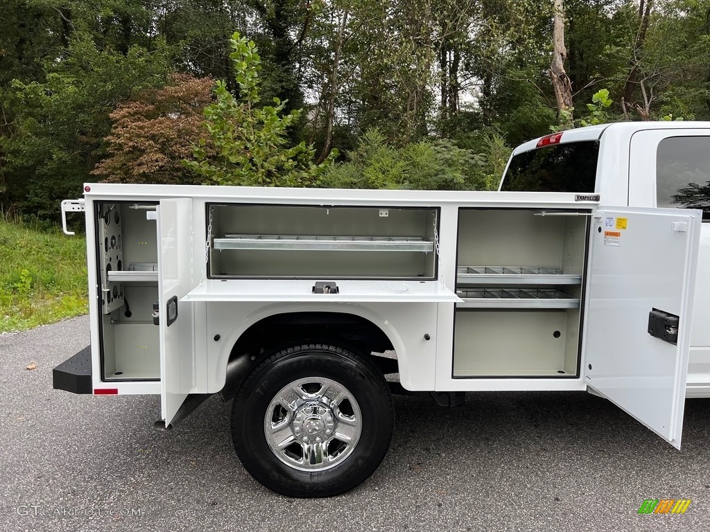 2023 2500 Tradesman Crew Cab 4x4 Chassis - Bright White / Diesel Gray/Black photo #7