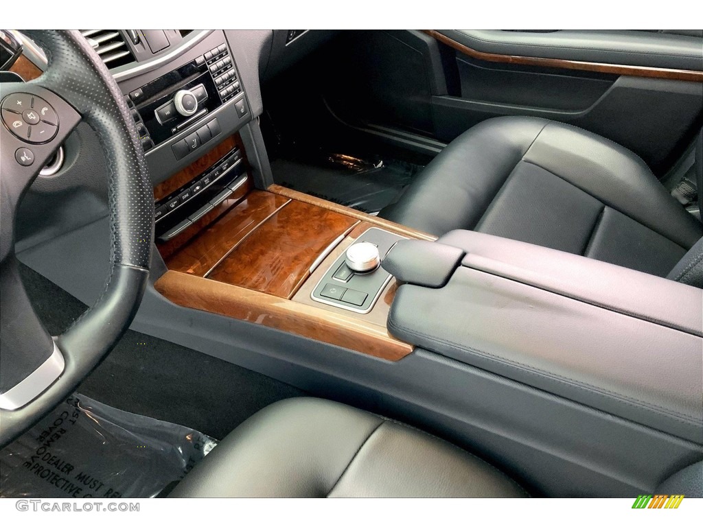 2011 E 350 4Matic Wagon - Palladium Silver Metallic / Black photo #17