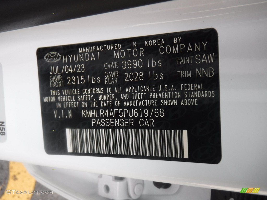 2023 Elantra N-Line - Lunar White / Black photo #34