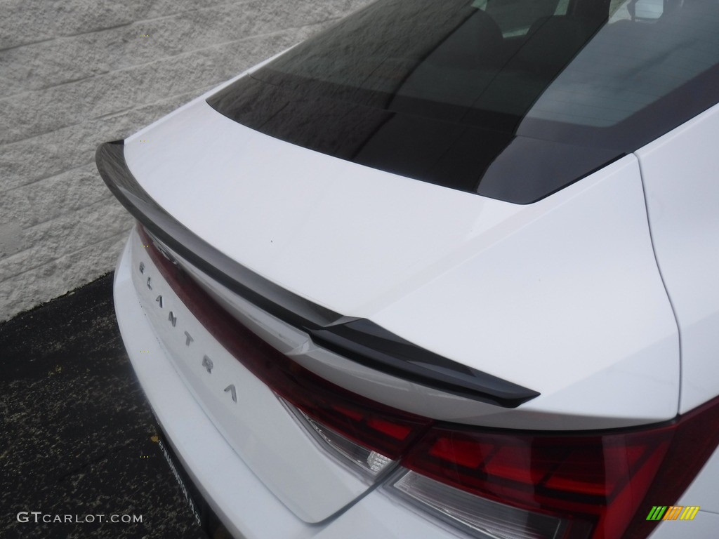 2023 Elantra N-Line - Lunar White / Black photo #9