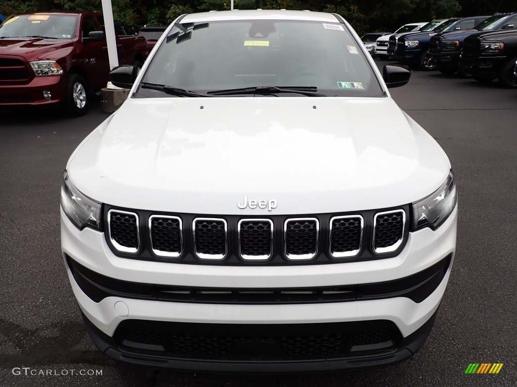 2023 Compass Sport 4x4 - Bright White / Black photo #9
