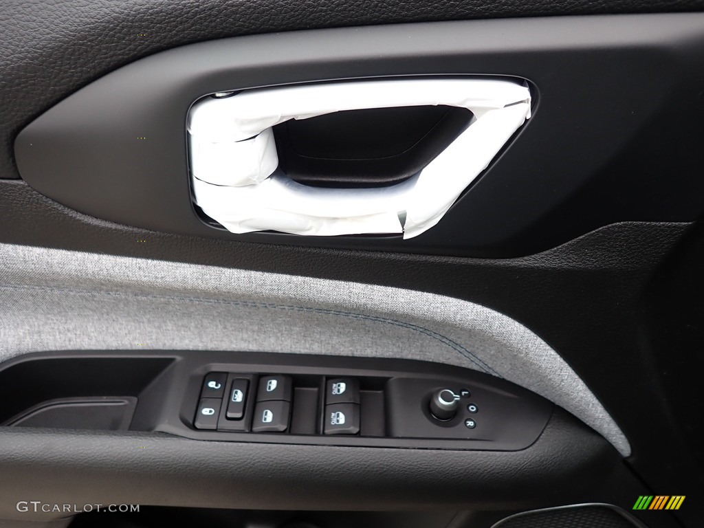 2023 Compass Sport 4x4 - Diamond Black Crystal Pearl / Black photo #14