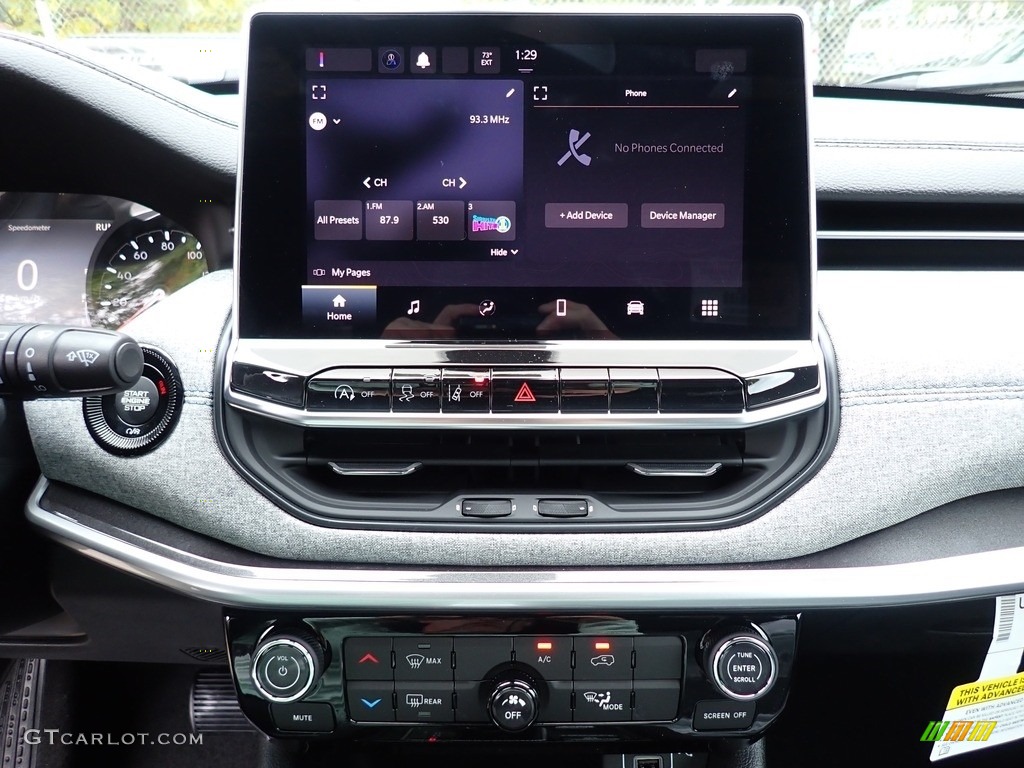 2023 Compass Sport 4x4 - Diamond Black Crystal Pearl / Black photo #20