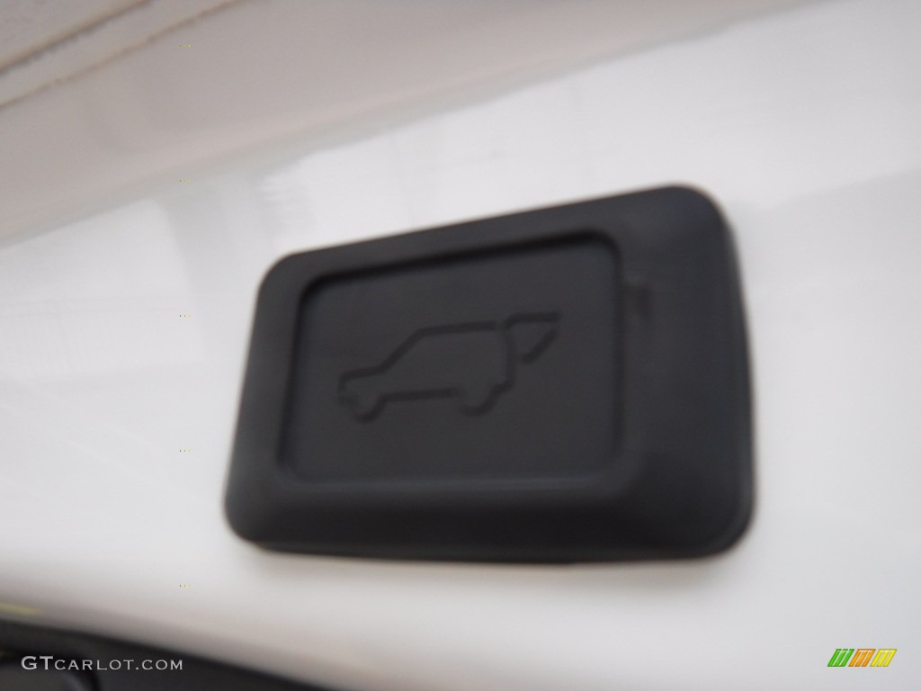 2021 RAV4 XSE AWD Hybrid - Blizzard White Pearl / Black photo #36