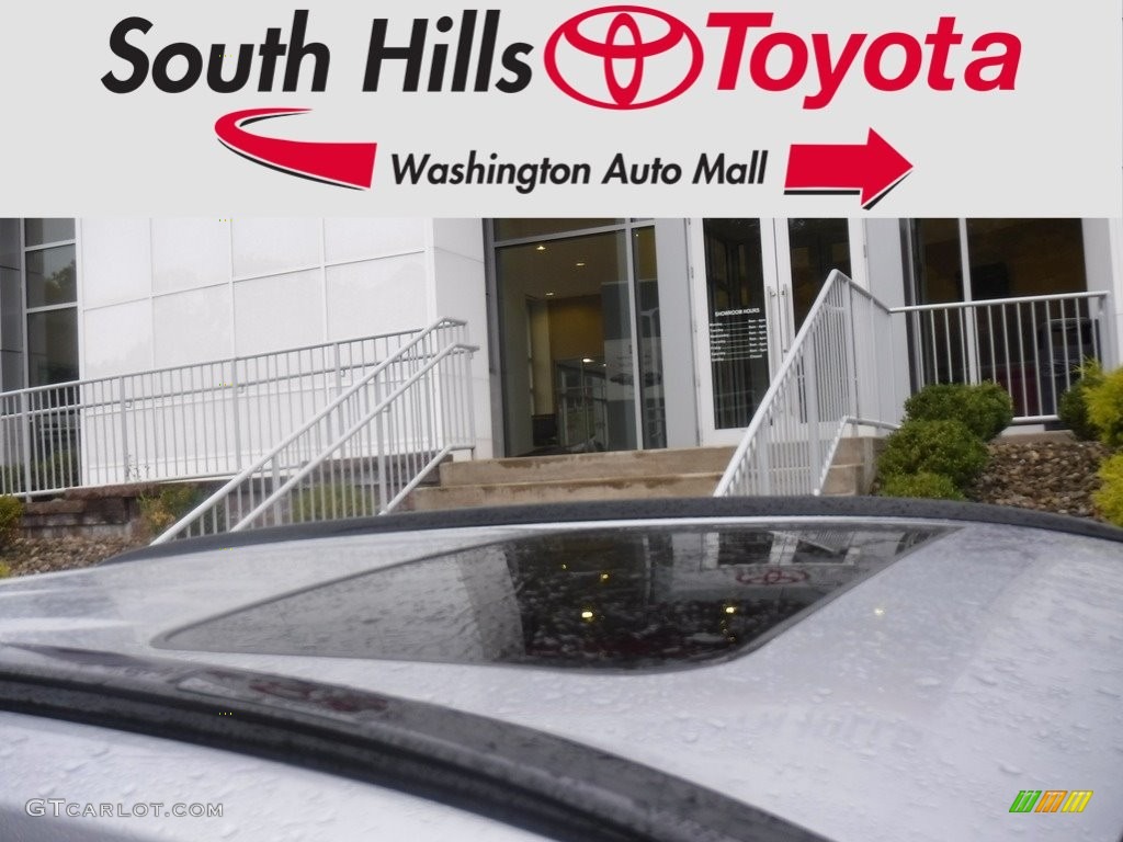 2021 RAV4 XLE AWD Hybrid - Silver Sky Metallic / Black photo #3