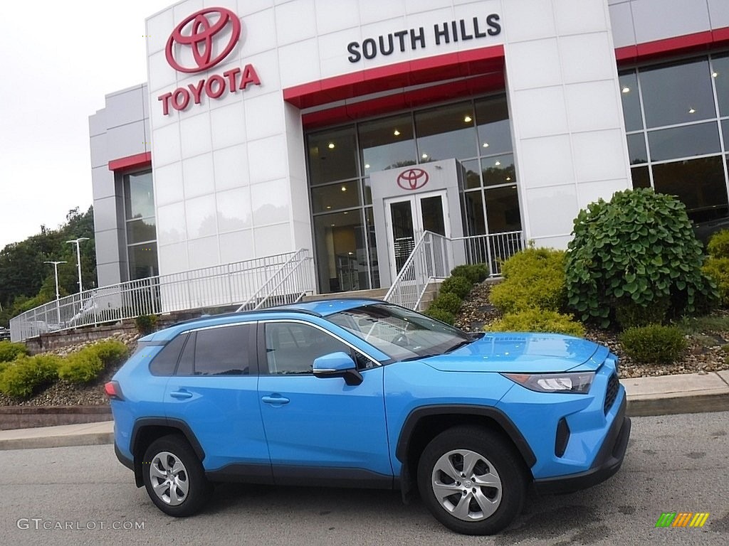 2020 RAV4 LE AWD - Blue Flame / Black photo #2