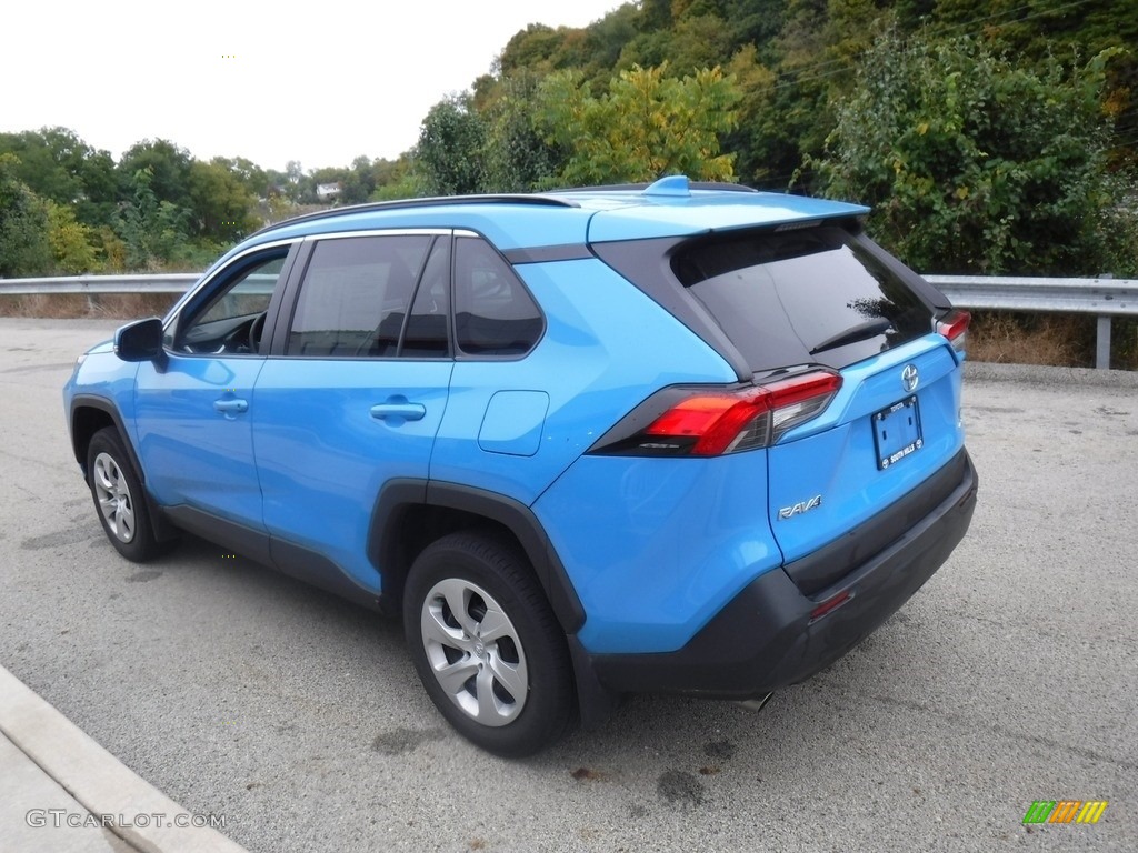 2020 RAV4 LE AWD - Blue Flame / Black photo #7