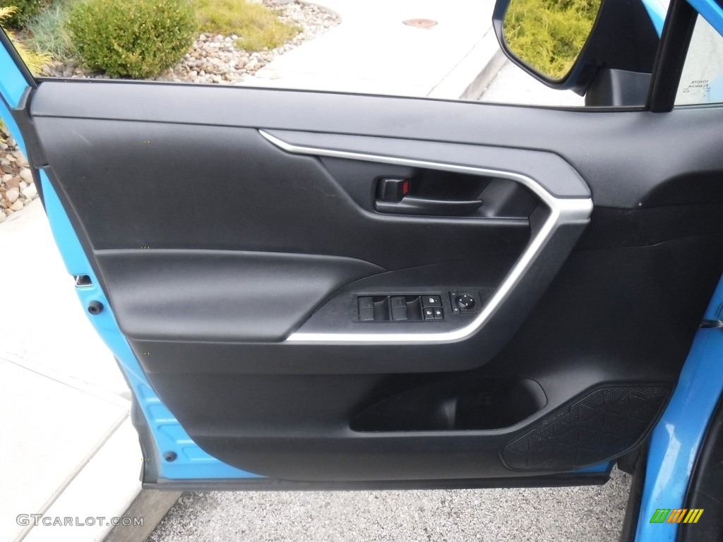 2020 Toyota RAV4 LE AWD Black Door Panel Photo #146603458