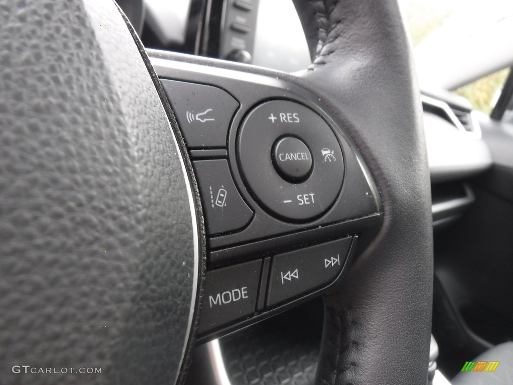 2020 Toyota RAV4 XLE AWD Steering Wheel Photos