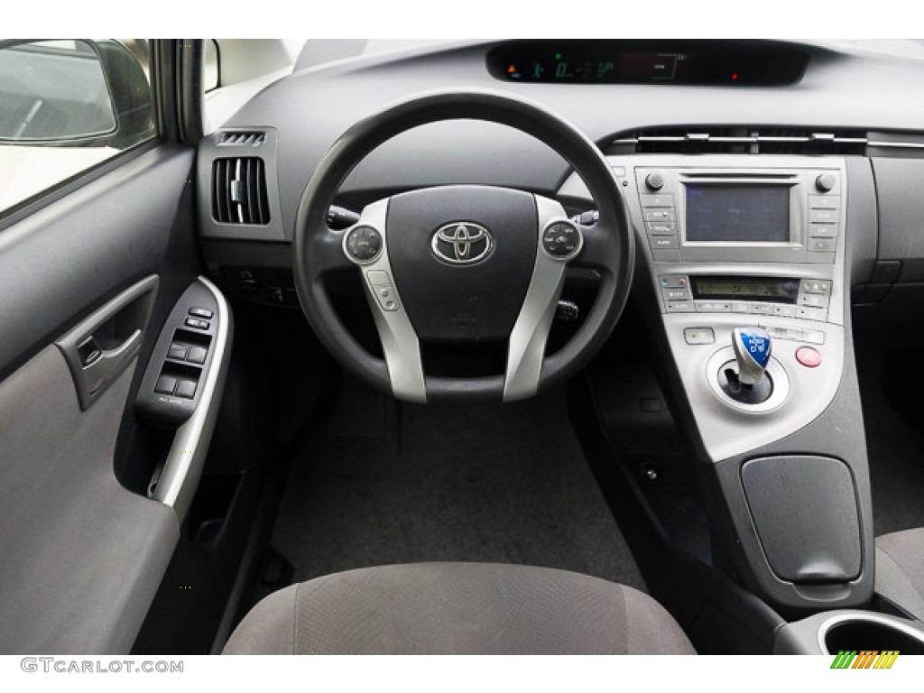2015 Prius Four Hybrid - Winter Gray Metallic / Misty Gray photo #5