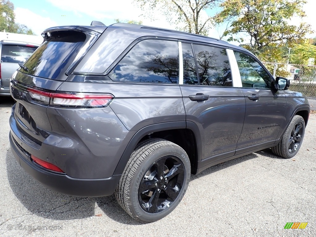 2024 Grand Cherokee Altitude X 4x4 - Baltic Gray Metallic / Global Black photo #6