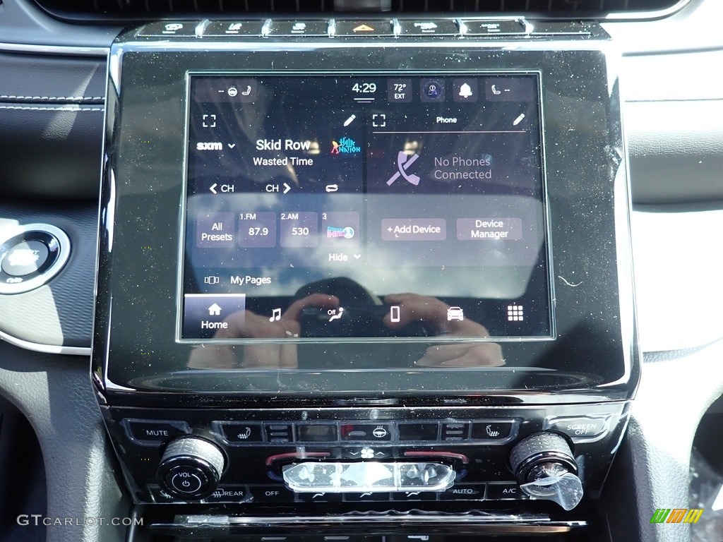 2024 Grand Cherokee Altitude X 4x4 - Baltic Gray Metallic / Global Black photo #20