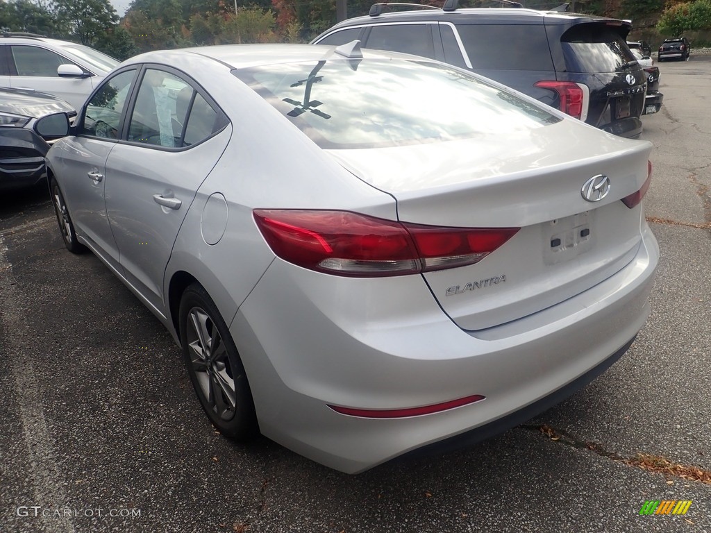 2018 Elantra SEL - Symphony Silver / Black photo #2