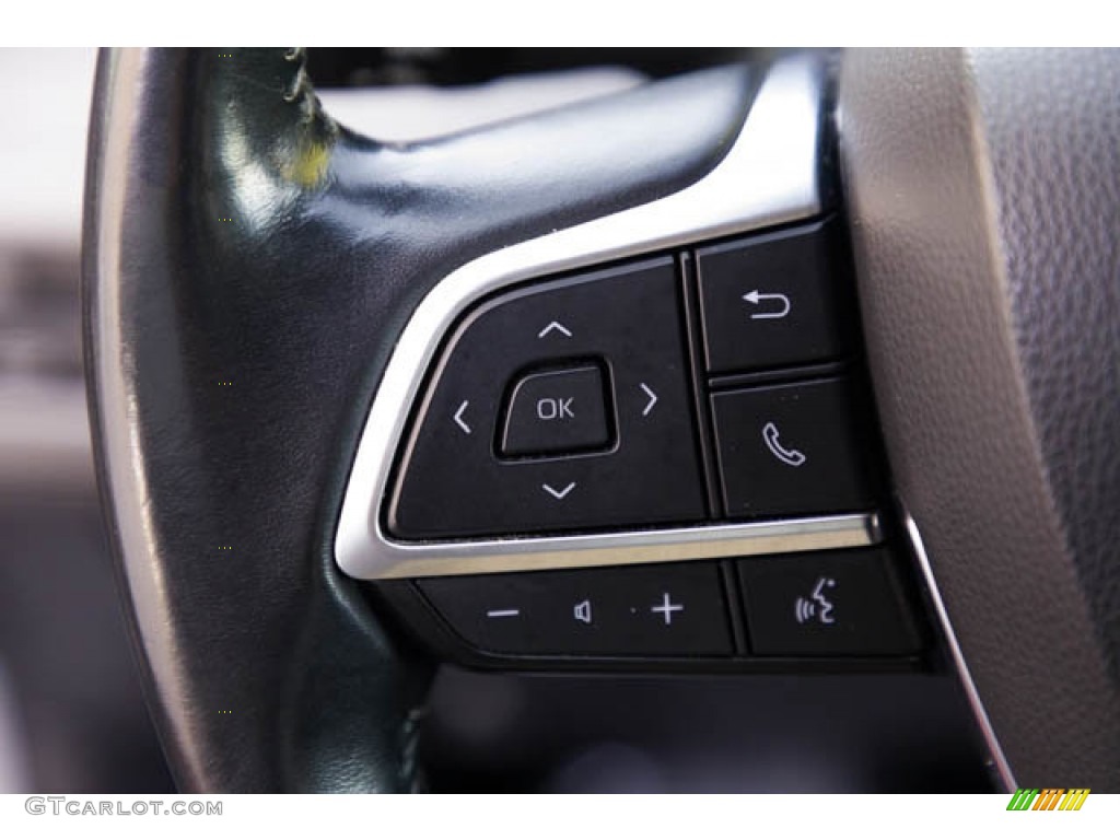 2020 Toyota Highlander XLE Black Steering Wheel Photo #146608838