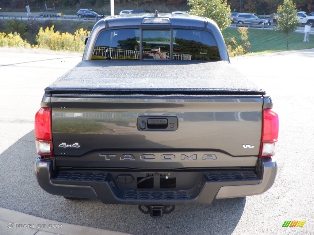 2021 Tacoma SR Double Cab 4x4 - Magnetic Gray Metallic / Cement photo #9