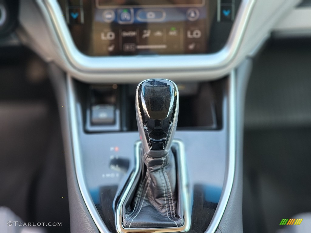 2022 Legacy Premium - Ice Silver Metallic / Titanium Gray photo #9