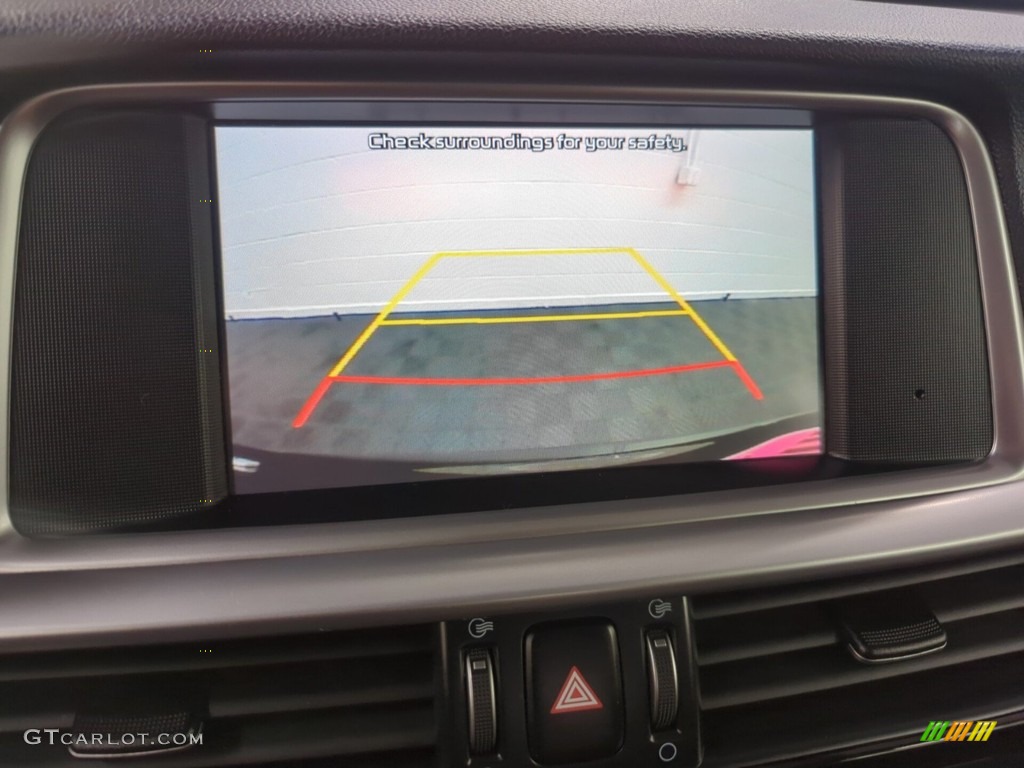 2020 Optima LX - Black / Black photo #17