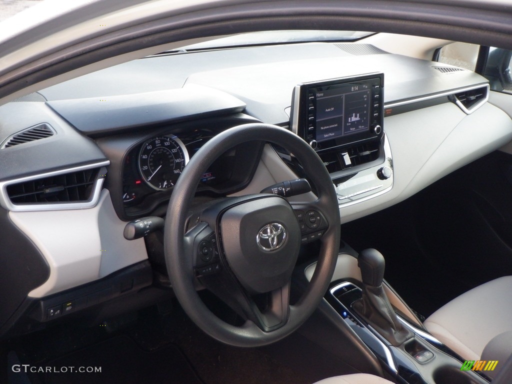 2020 Toyota Corolla LE Dashboard Photos