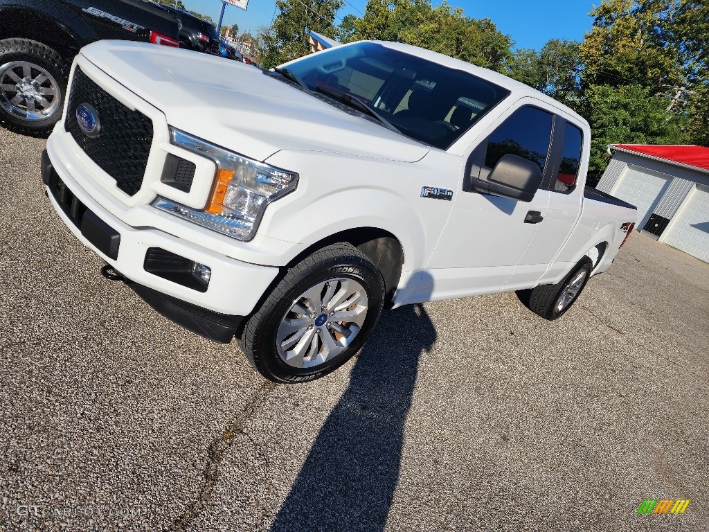 2018 F150 XL SuperCab 4x4 - Oxford White / Earth Gray photo #1