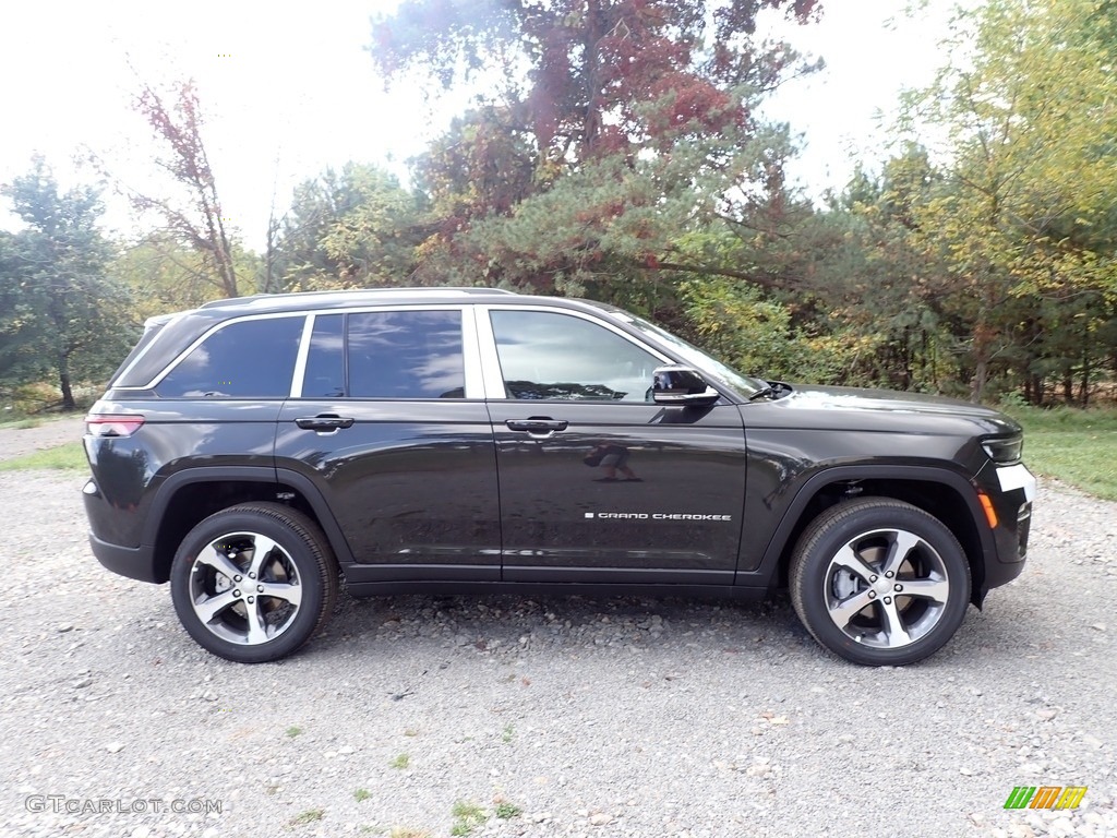 Rocky Mountain Pearl 2023 Jeep Grand Cherokee Limited 4x4 Exterior Photo #146610815