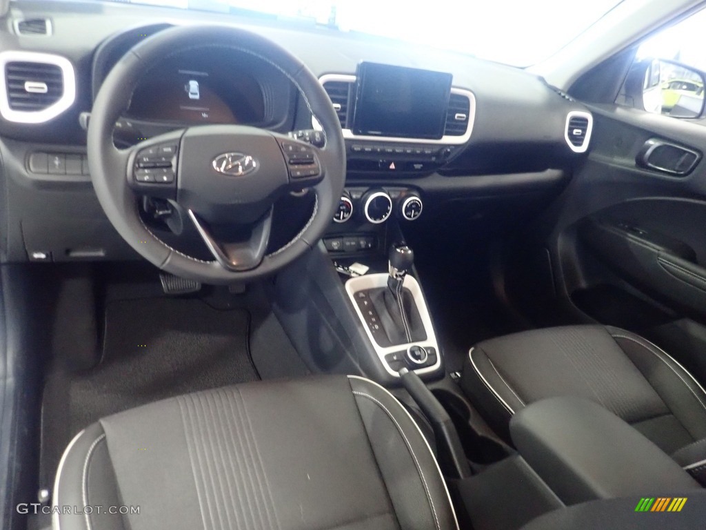 Black Interior 2024 Hyundai Venue Limited Photo #146610826