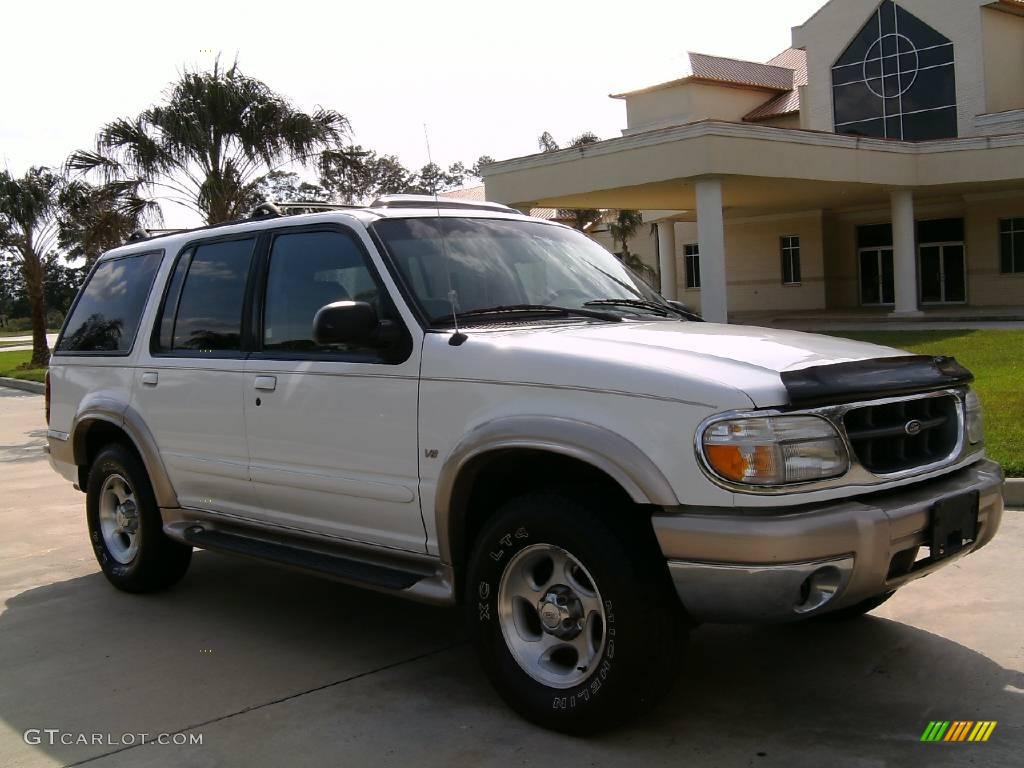 Oxford White Ford Explorer