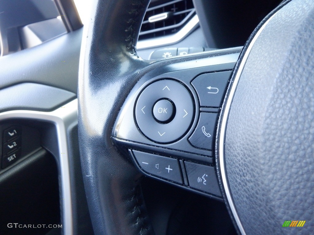 2020 Toyota RAV4 XLE Premium AWD Black Steering Wheel Photo #146612576
