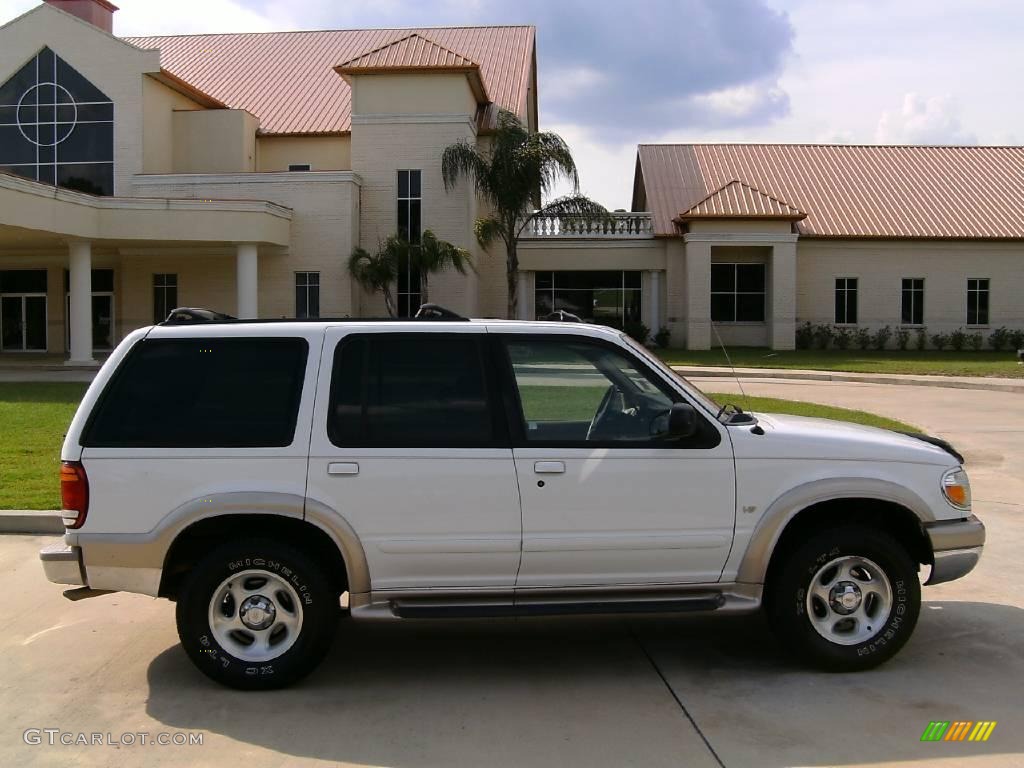 1999 Explorer Eddie Bauer - Oxford White / Medium Prairie Tan photo #2