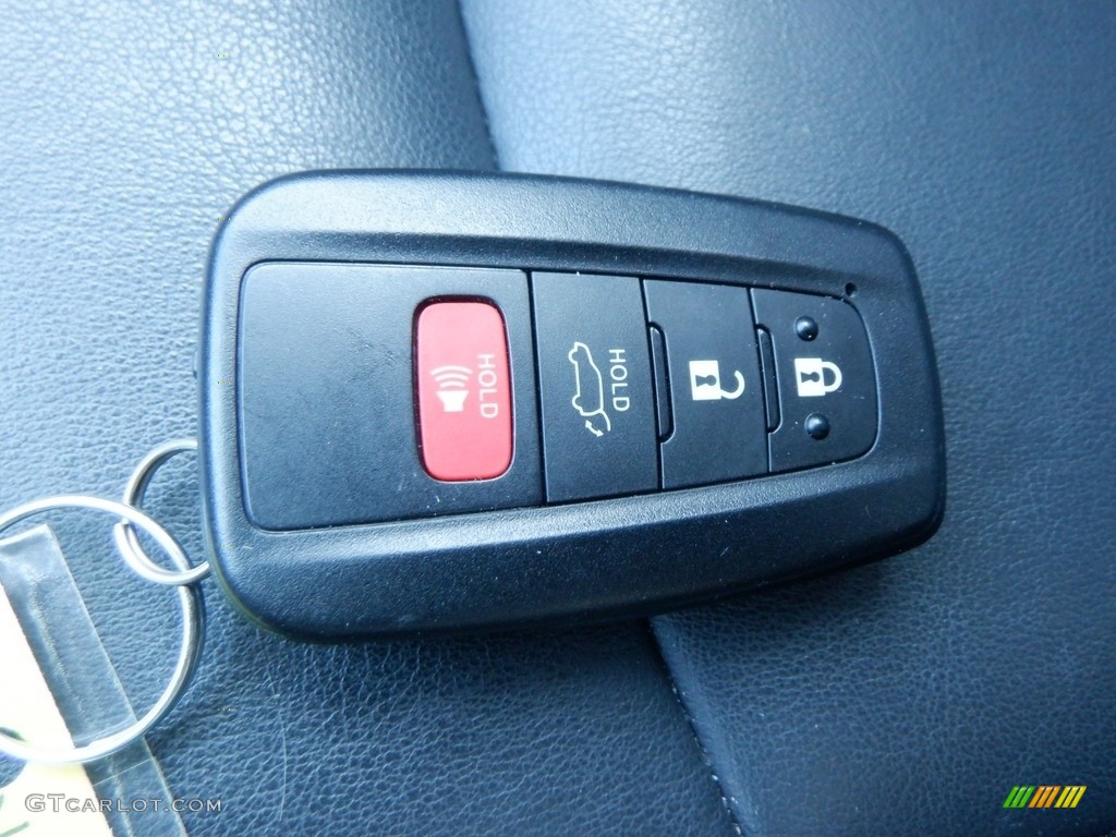 2020 Toyota RAV4 XLE Premium AWD Keys Photo #146612745