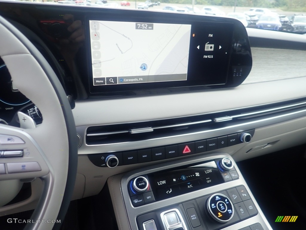 2024 Hyundai Palisade Calligraphy AWD Controls Photo #146612848