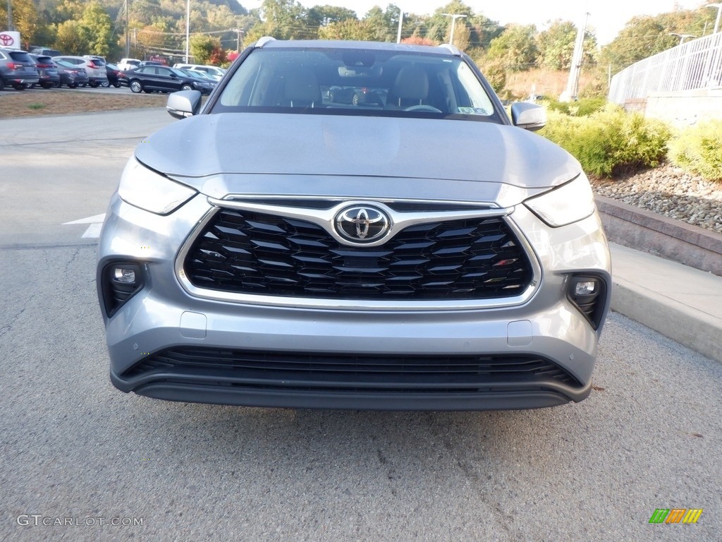 2020 Highlander Limited AWD - Moon Dust / Graphite photo #2