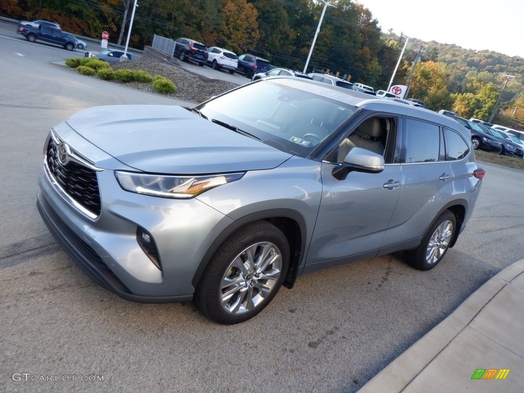 2020 Highlander Limited AWD - Moon Dust / Graphite photo #3