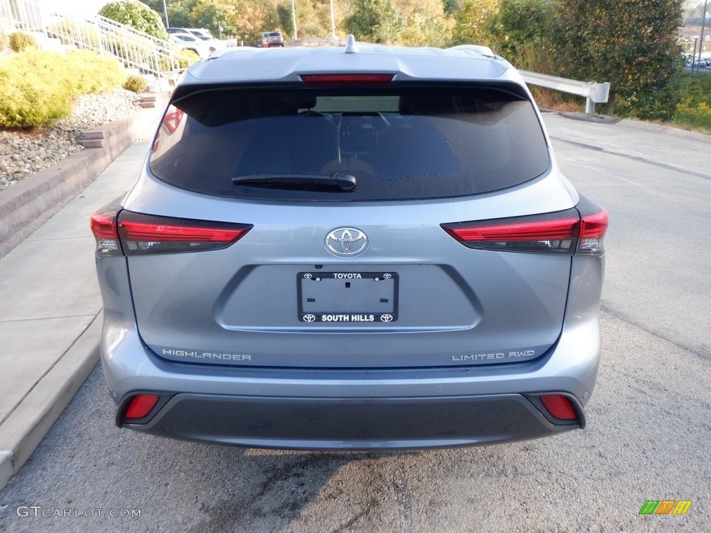 2020 Highlander Limited AWD - Moon Dust / Graphite photo #7