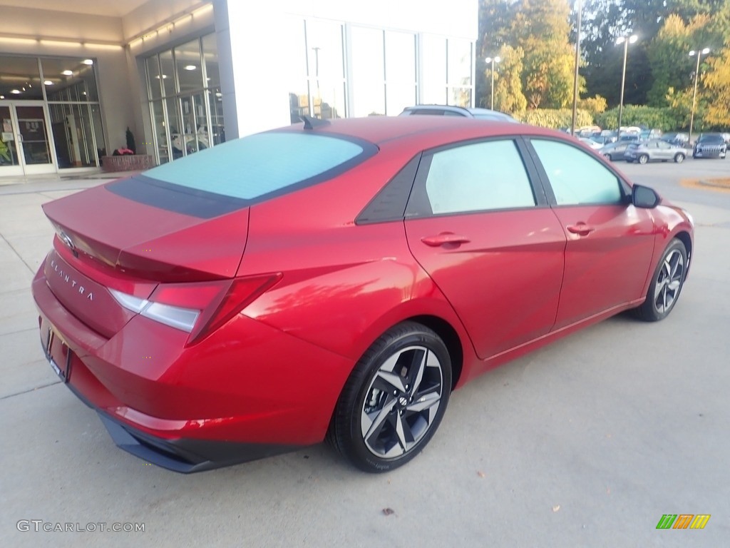 2023 Elantra SEL - Ultimate Red Metallic / Black photo #2